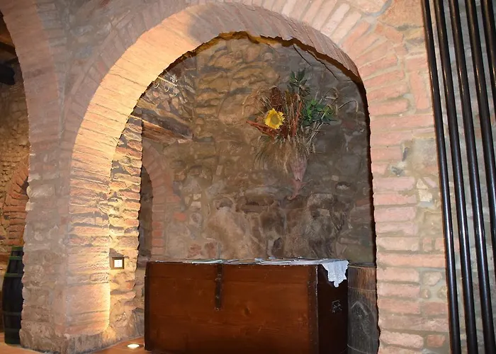 Casa Antica קיאני